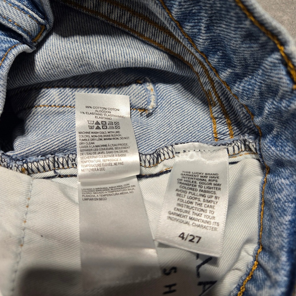 Lucky Brand Relaxed Short Womens 4/27 Light Wash Distressed Raw Hem Denim Shorts - Picture 3 of 10